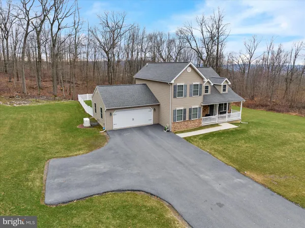 $1,097,000 | 402 Mountainside Road, Temple, PA 19560