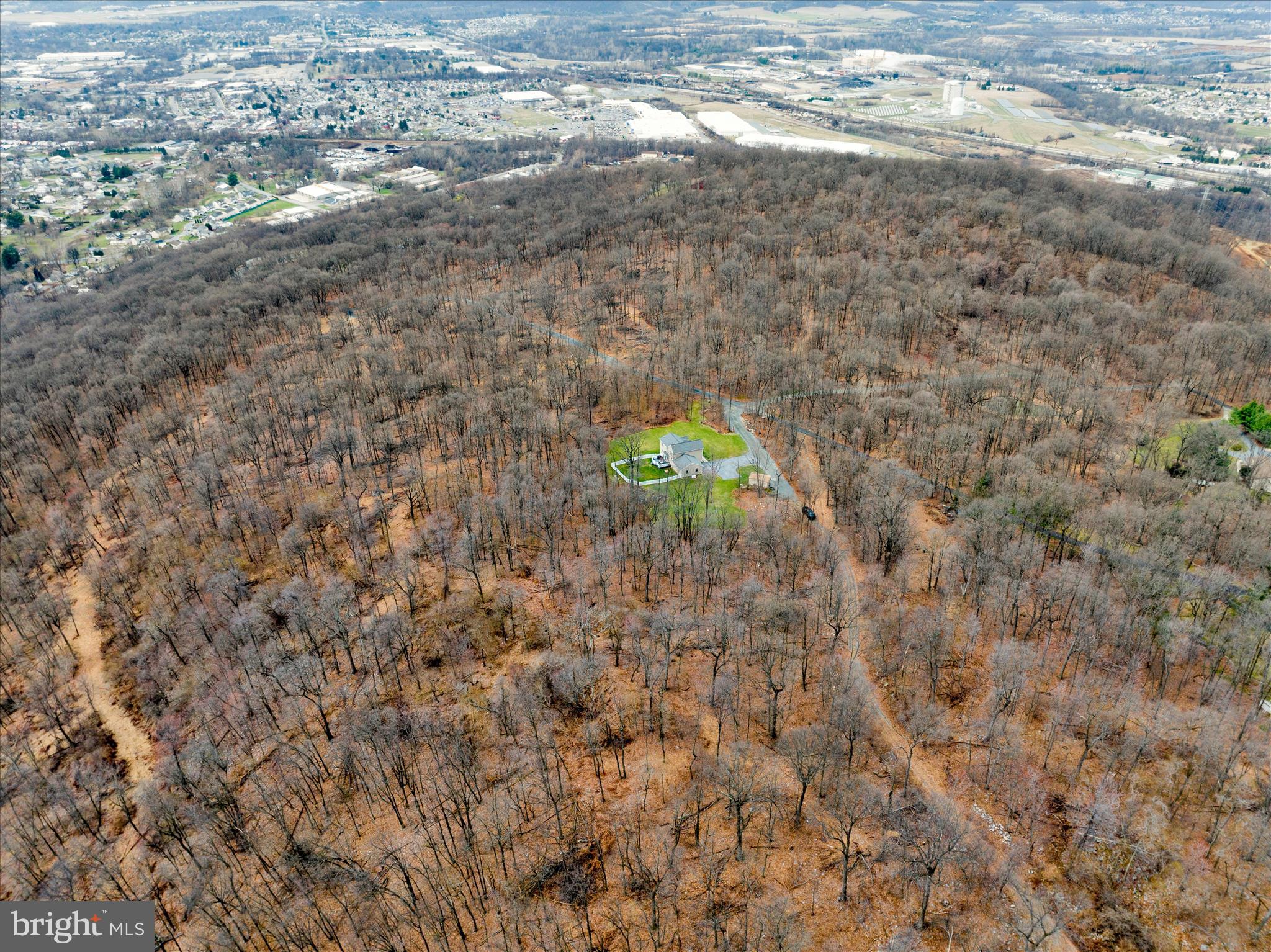 402 Mountainside Road Temple, PA 19560 - Photo 60 of 75 DJI_20260313120852_0056_D