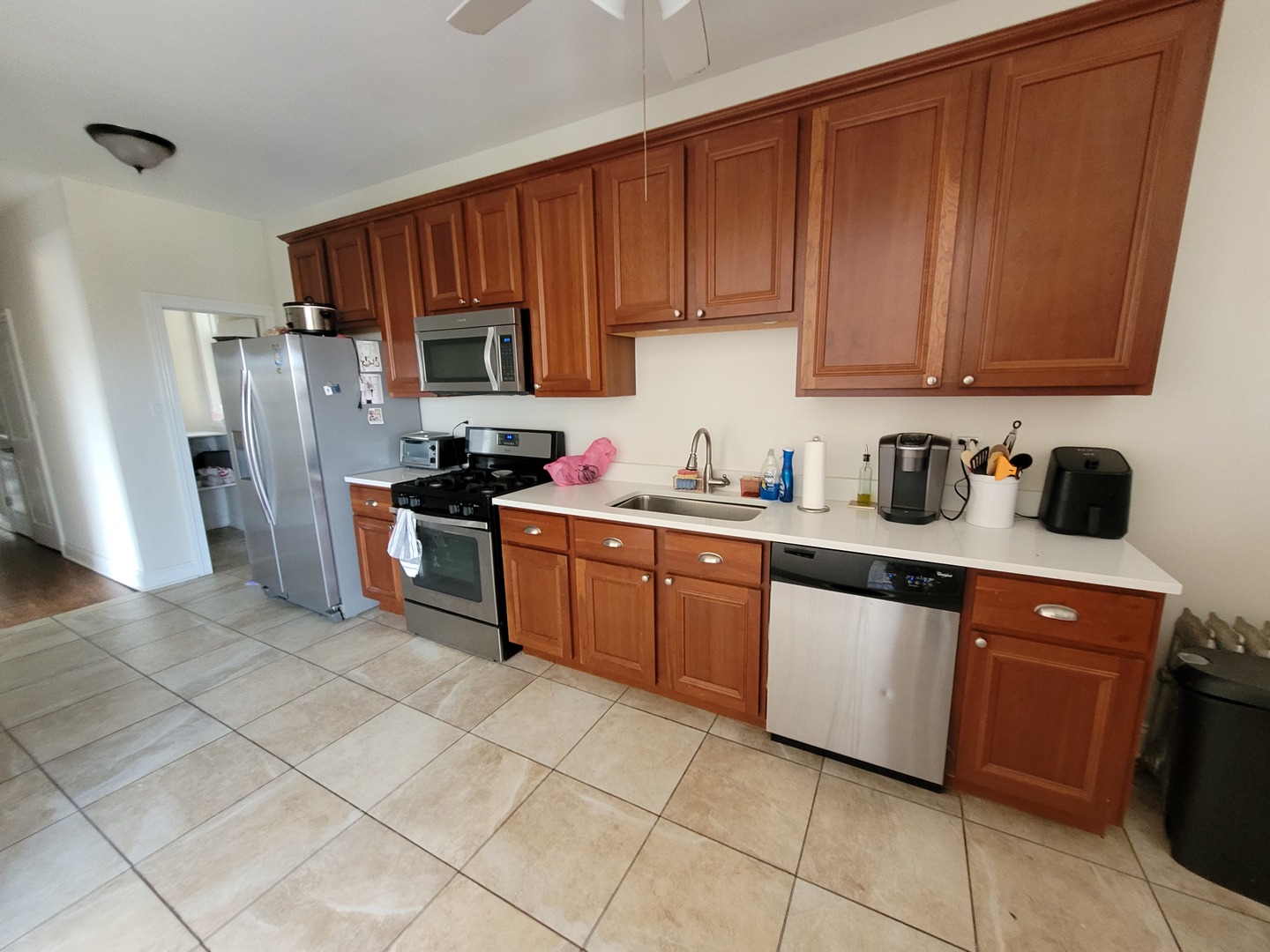 6757 North Sheridan Road, Unit 3S Chicago, IL 60626 - Photo 5 of 13