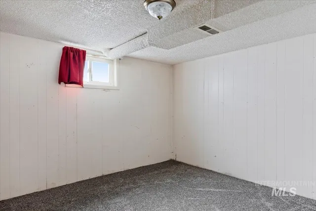 $375,900 | 305 Lucille Street, Kimberly, ID 83341