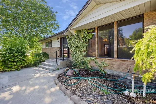 $375,900 | 305 Lucille Street, Kimberly, ID 83341