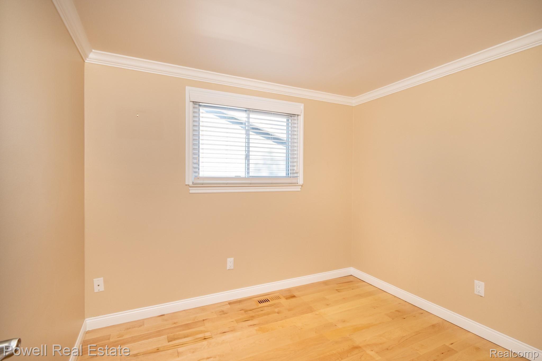 1823 Southfield Road Birmingham, MI 48009 - Photo 26 of 42 DSC_6389.jpg