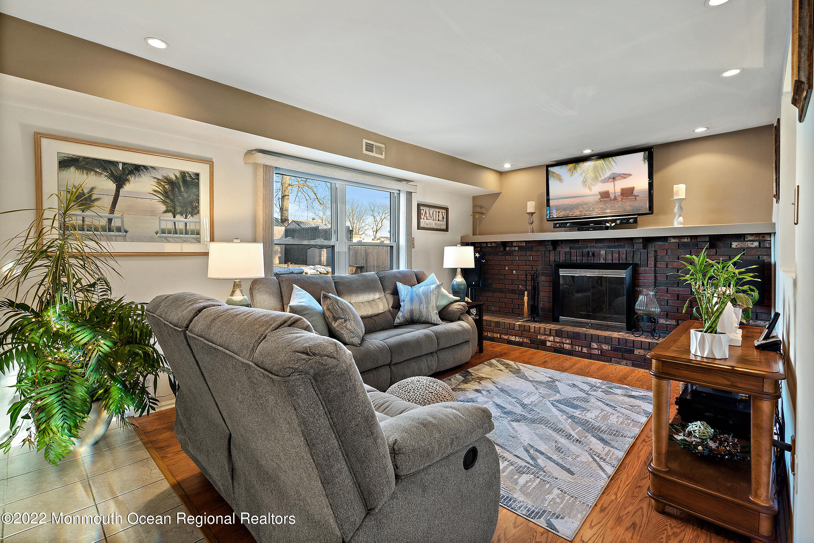 1107 Frontage Road Toms River, NJ 08753 - Photo 12 of 51 Family1a