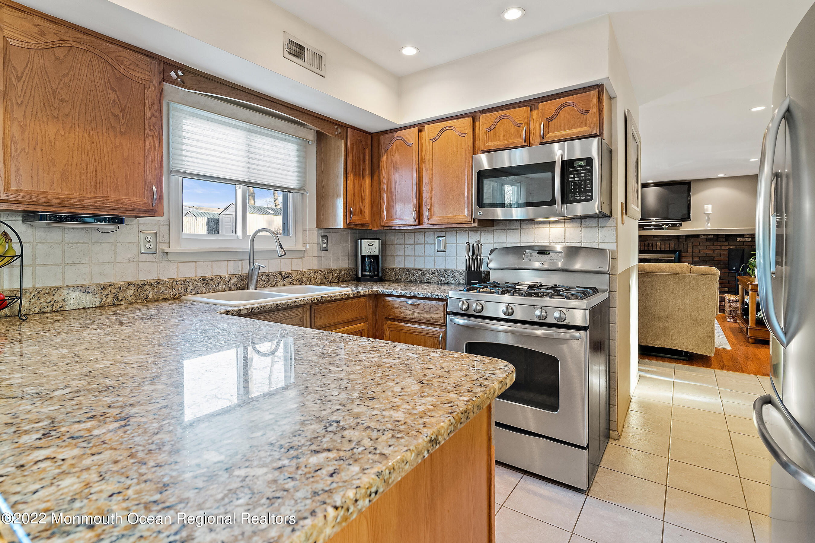 1107 Frontage Road Toms River, NJ 08753 - Photo 18 of 51 Kitchen1b