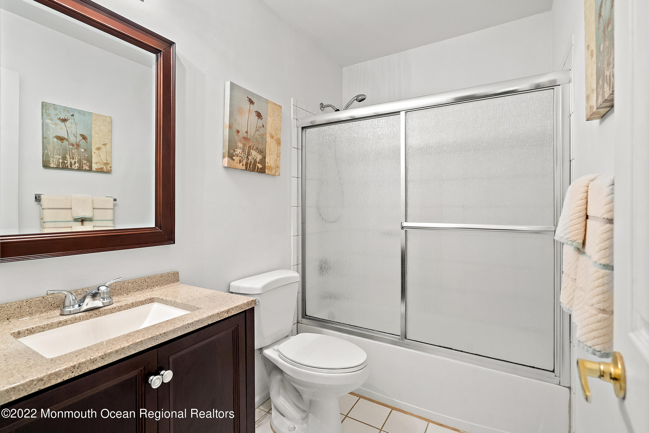 1107 Frontage Road Toms River, NJ 08753 - Photo 28 of 51 Lavatory2