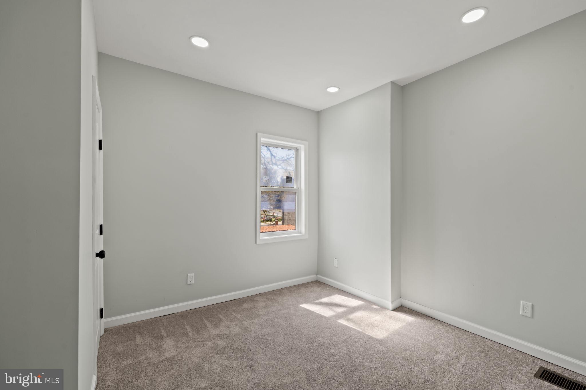 6154 Kingsessing Avenue Philadelphia, PA 19142 - Photo 15 of 33 Bedroom 1