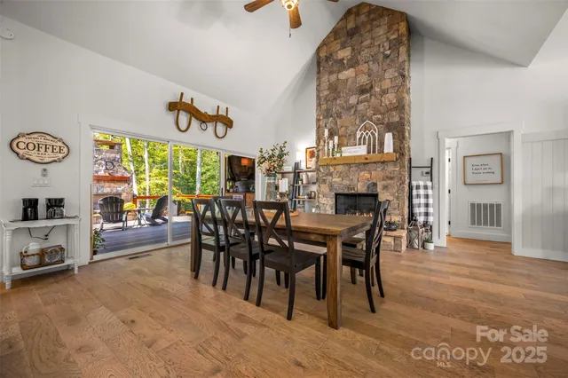 $710,000 | 118 Byron Forest Lane, Horse Shoe, NC 28742