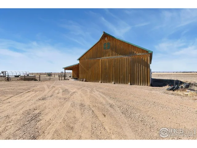 a view of a backyard of house