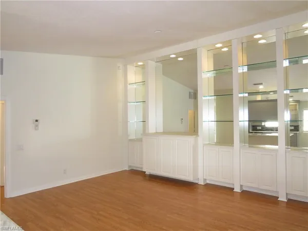 $3,000 | 4235 Redonda Lane, Naples, FL 34119