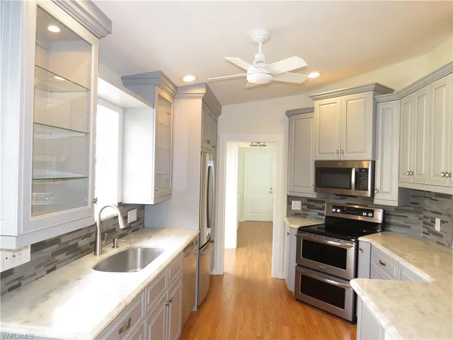 $3,300 | 4235 Redonda Lane, Naples, FL 34119