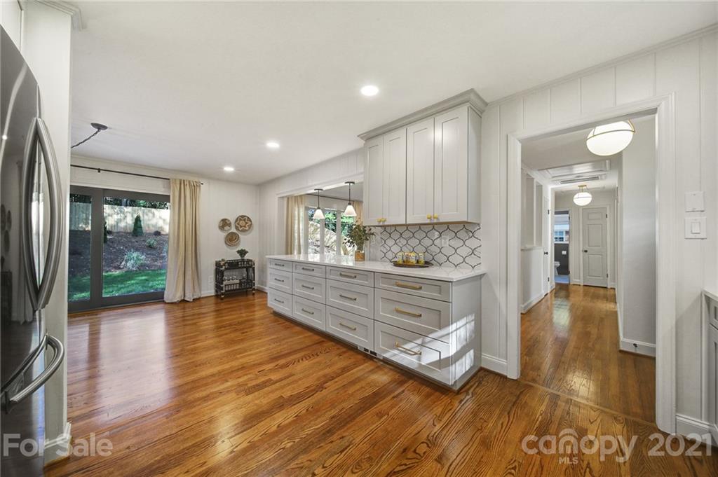 5914 Brookhaven Road Charlotte, NC 28210 - Photo 14 of 34 Gallery Image 14