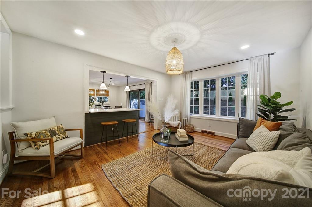 5914 Brookhaven Road Charlotte, NC 28210 - Photo 8 of 34 Gallery Image 8