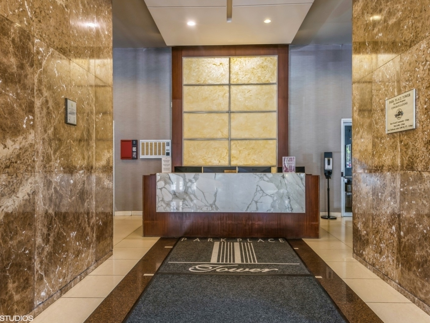 655 West Irving Park Road, Unit 5411 Chicago, IL 60613 - Photo 3 of 31 Gallery Image 3