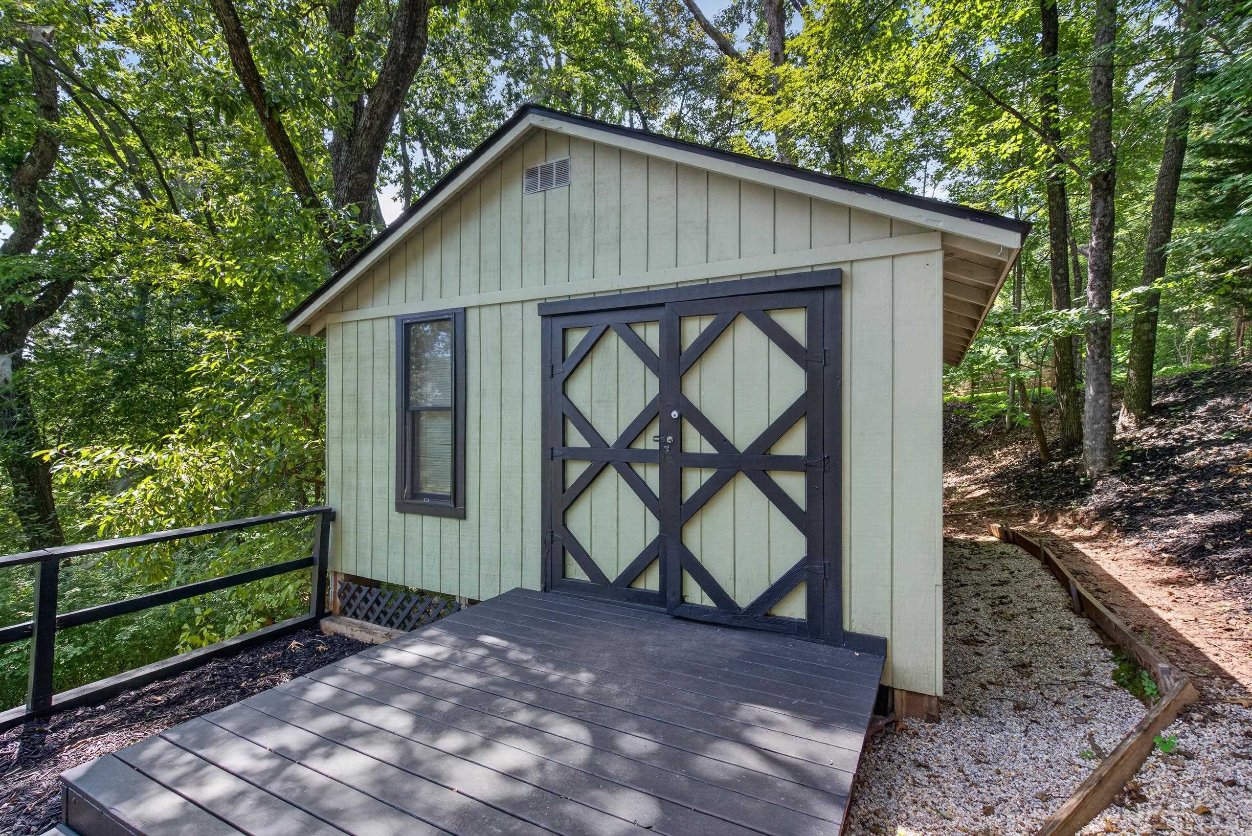 187 Caledonia Road Landrum, SC 29356 - Photo 28 of 31 Gallery Image 28