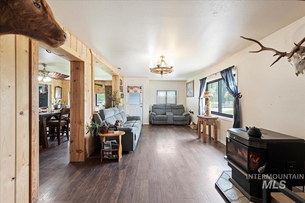 3 East 8th Street North Middleton, ID 83644 - Photo 3 of 22