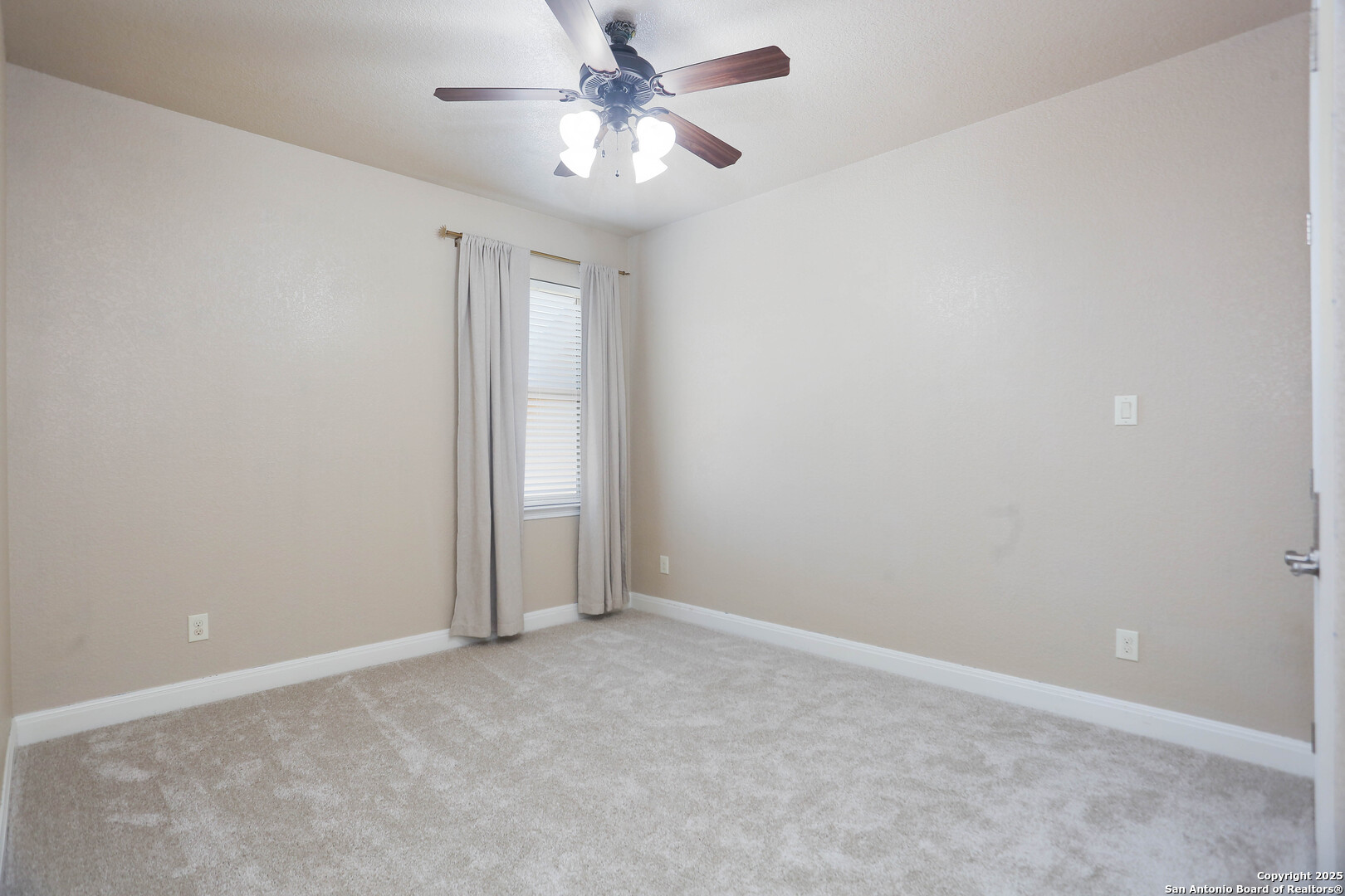 12302 Calvert Helotes, TX 78023 - Photo 23 of 43