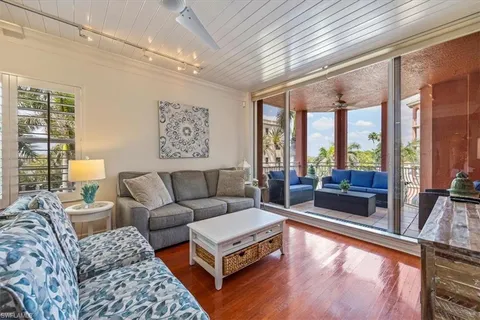 $9,500 | 410 Bayfront Place, Unit 2301, Naples, FL 34102