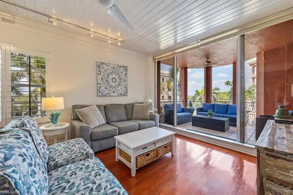 $9,500 | 410 Bayfront Place, Unit 2301, Naples, FL 34102
