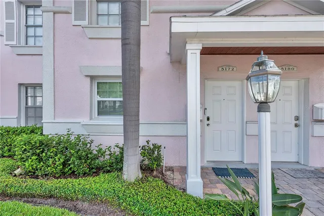 $4,700 | 5172 Coquina Key Drive Southeast, St. Petersburg, FL 33705