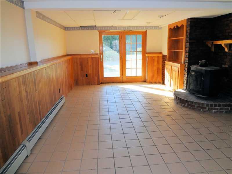 309 New Portland Road Gorham, ME 04038 - Photo 19 of 31 Den/Family/Great Room.