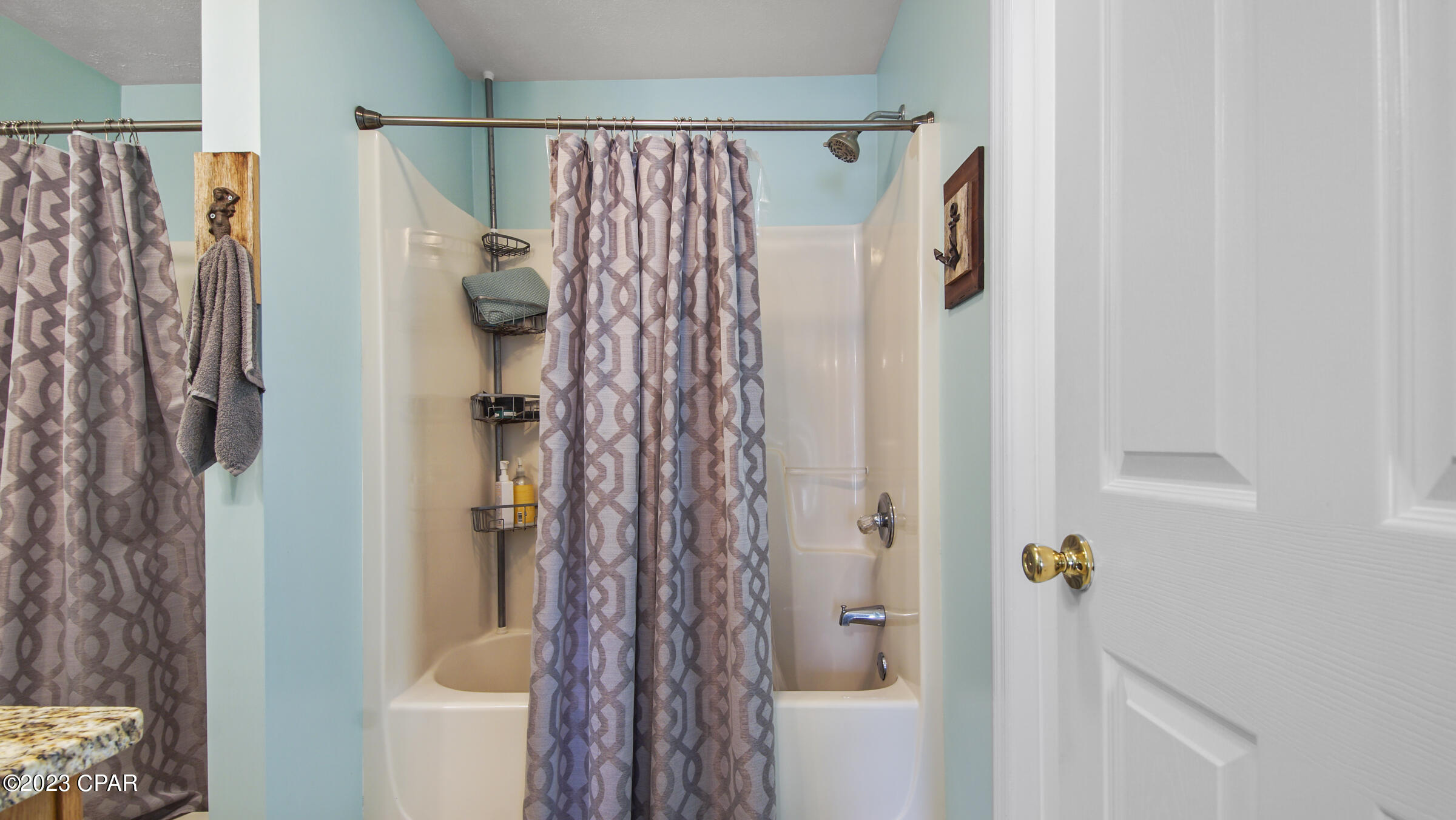 4019 Comanche Road Caryville, FL 32427 - Photo 23 of 40