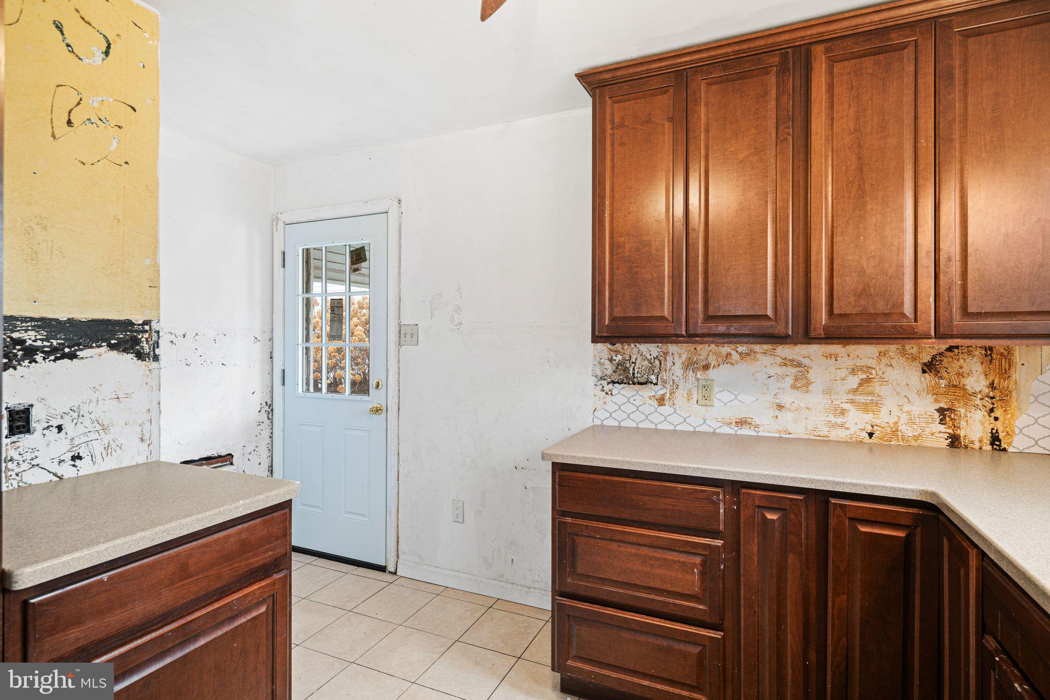 302 Rogers Road Norristown, PA 19403 - Photo 8 of 28 Gallery Image 8
