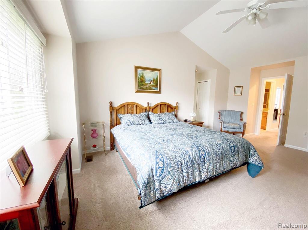 560 Misty Brook Lane Rochester Hills, MI 48307 - Photo 24 of 42