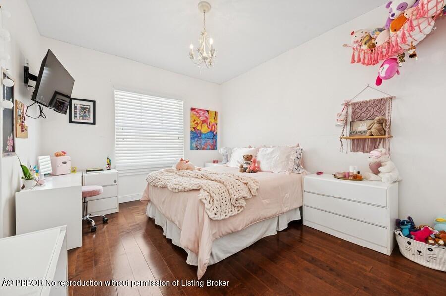 310 Almeria Road West Palm Beach, FL 33405 - Photo 25 of 71 25_310AlmeriaRd_161_4thBedroom_Small