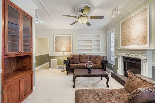 $575,000 | 602 Marie Avenue West, Mendota Heights, MN 55118