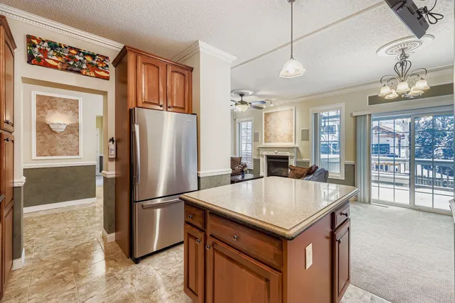 $575,000 | 602 Marie Avenue West, Mendota Heights, MN 55118