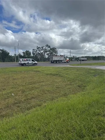 $2,600 | 18208 State Road 52, Land O Lakes, FL 34638