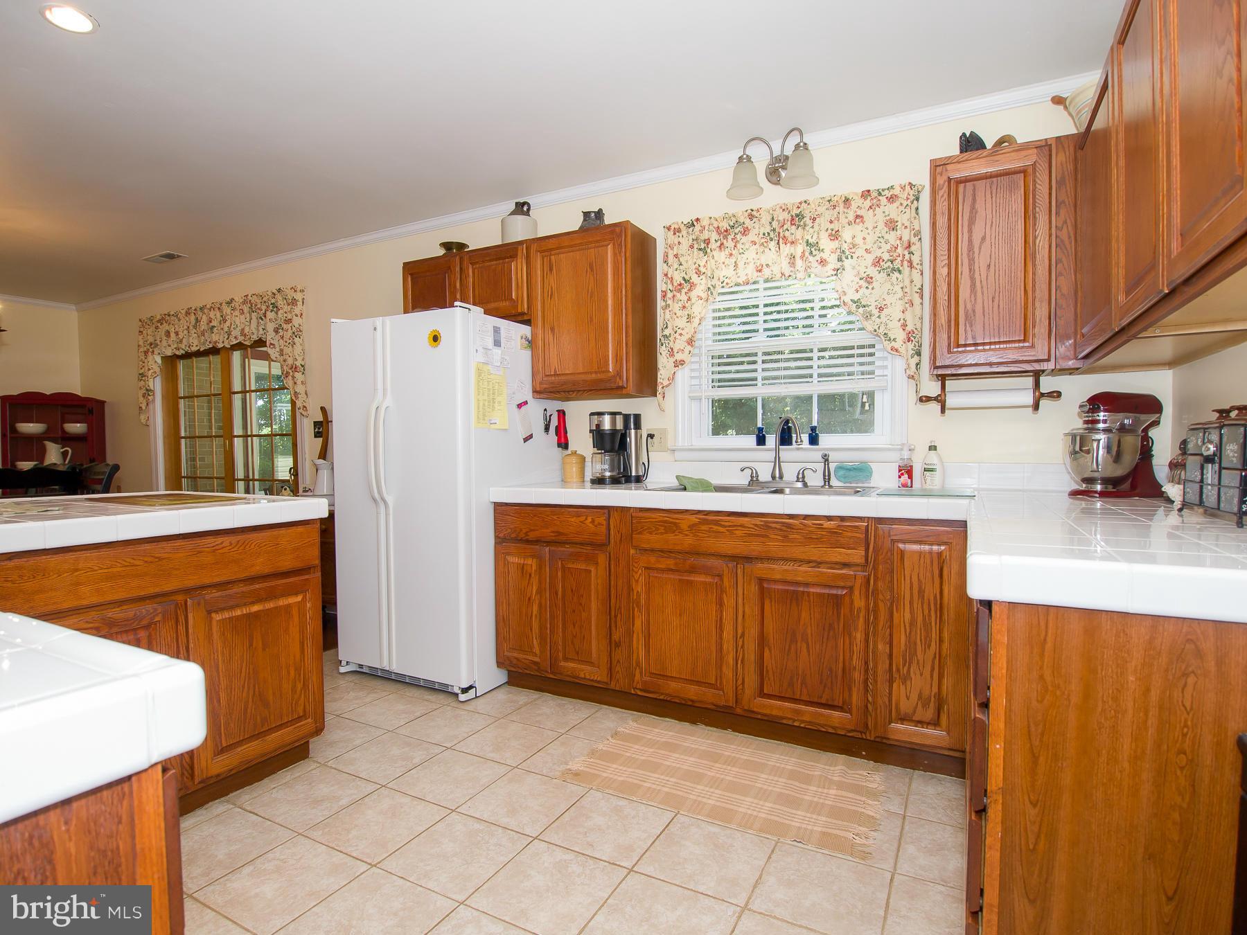 9271 Chapel Road Easton, MD 21601 - Photo 7 of 24 Kitchen
