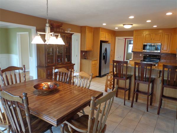 85 Riverside Drive Wrentham, MA 02093 - Photo 6 of 22 Gallery Image 6