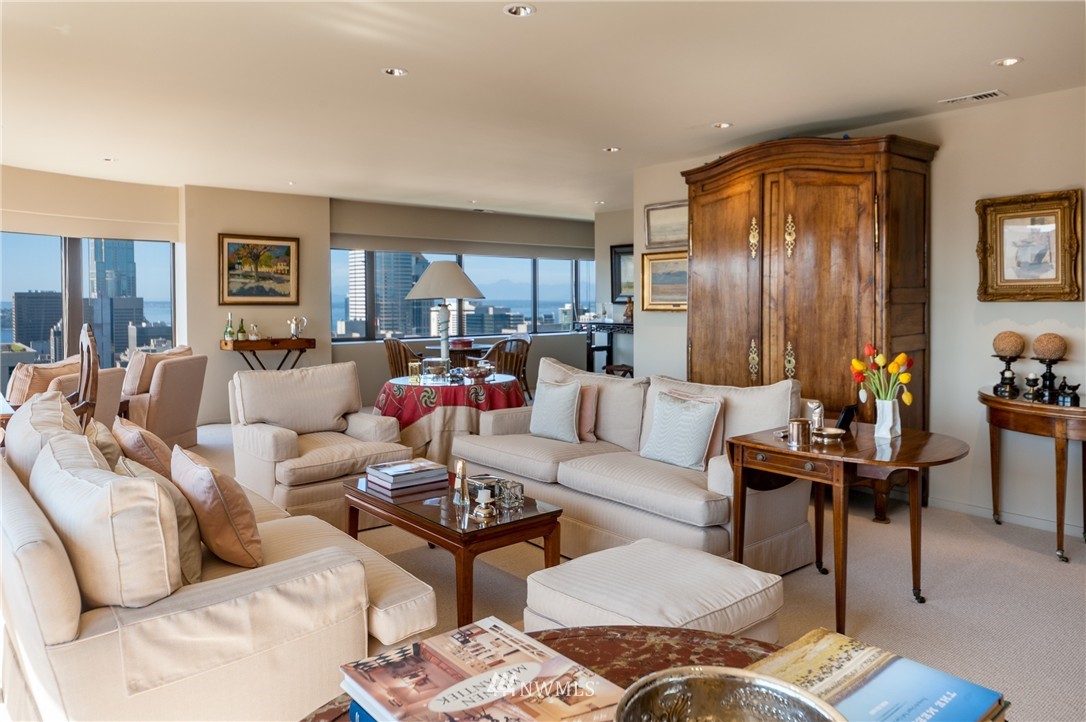1301 Spring Street, Unit 19I Seattle, WA 98104 - Photo 2 of 16 Gallery Image 2