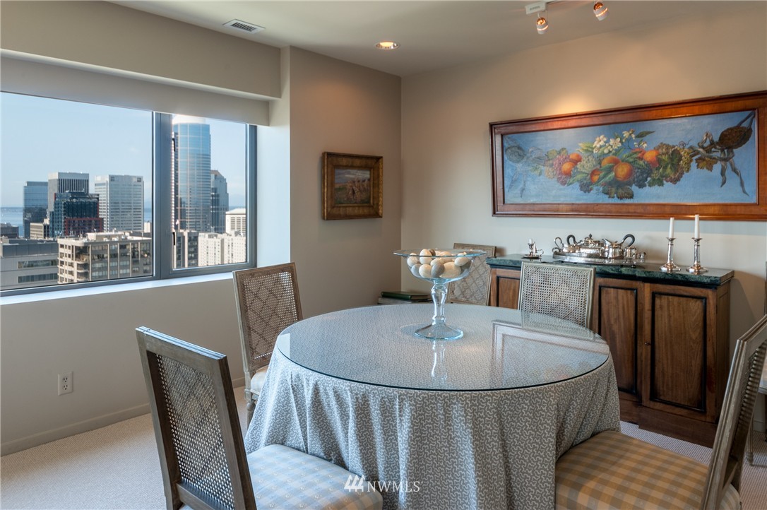 1301 Spring Street, Unit 19I Seattle, WA 98104 - Photo 5 of 16 Gallery Image 5