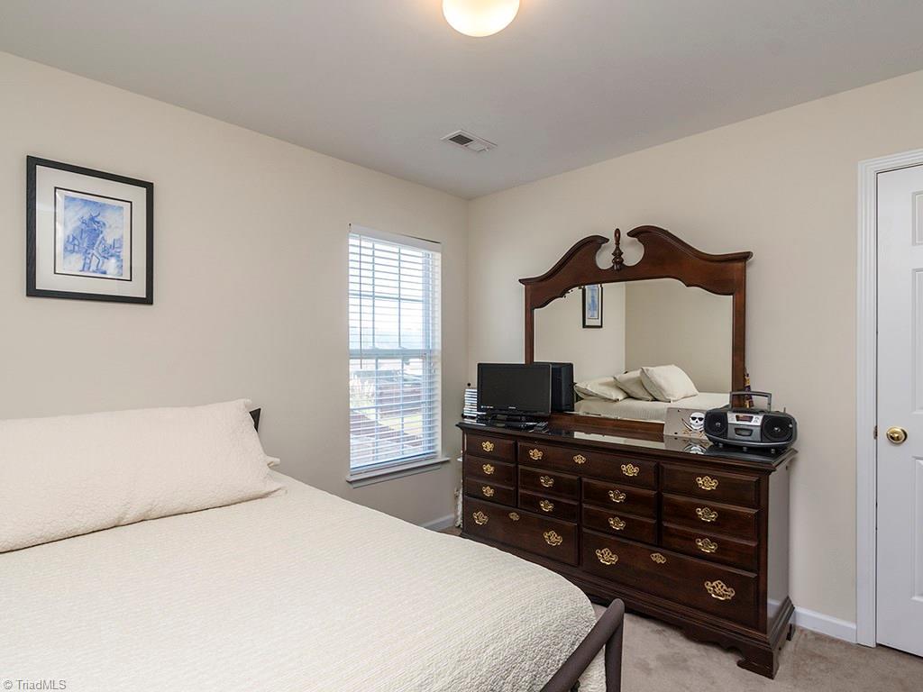 2530 Covington Loop Graham, NC 27253 - Photo 16 of 24 Gallery Image 16