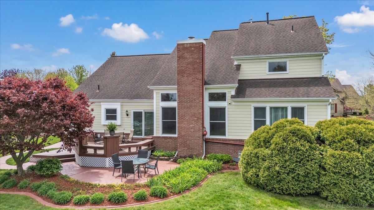 4247 Bold Meadows Rochester, MI 48306 - Photo 4 of 76 Gallery Image 4