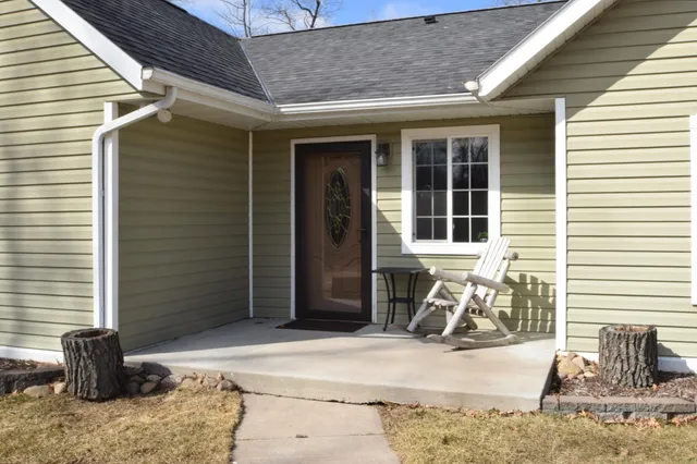 $399,900 | 8160 Waldora Road, Siren, WI 54872