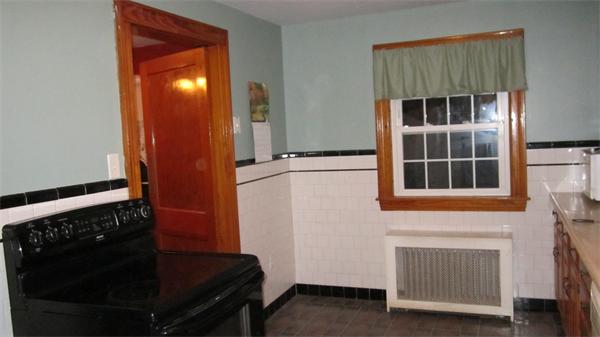 28 Martin Road Douglas, MA 01516 - Photo 13 of 28 an entryway with a livingroom