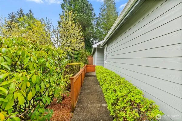 $465,000 | 4606 Denton Lane Southeast, Lacey, WA 98503
