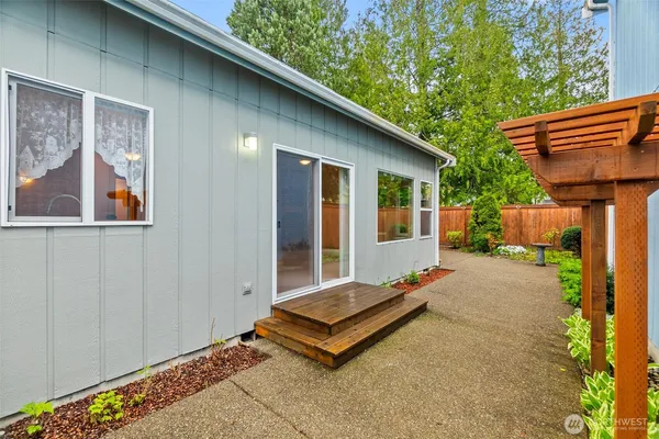 $465,000 | 4606 Denton Lane Southeast, Lacey, WA 98503
