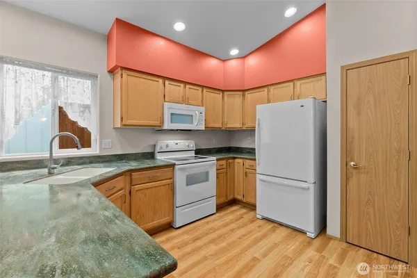 $465,000 | 4606 Denton Lane Southeast, Lacey, WA 98503