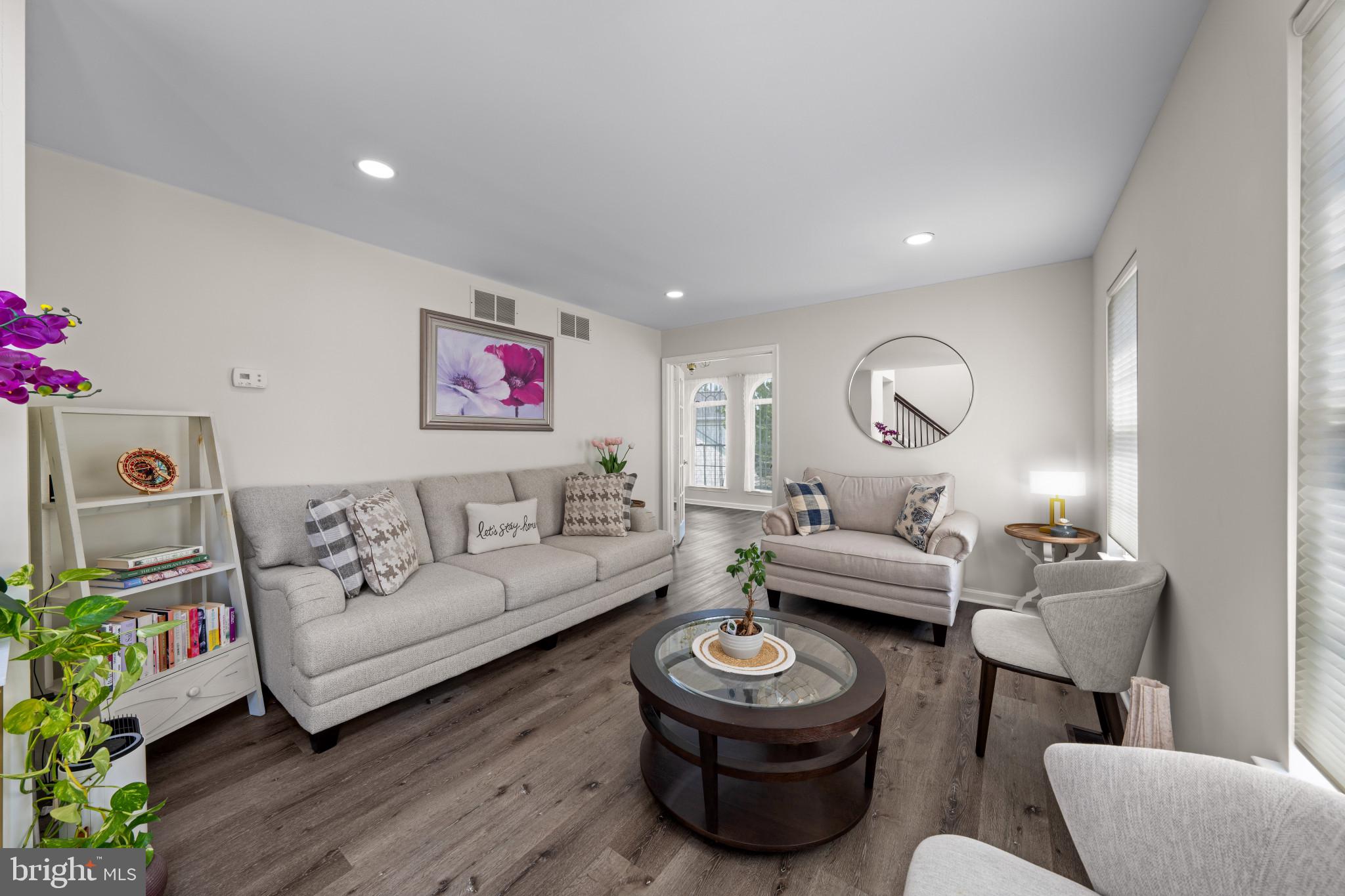 4132 Larson Lane Mount Airy, MD 21771 - Photo 18 of 40 Bright and inviting living space.