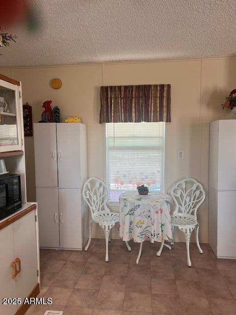 747 East Germann Road, Unit 85 San Tan Valley, AZ 85140 - Photo 10 of 30 Eat In Kitchen