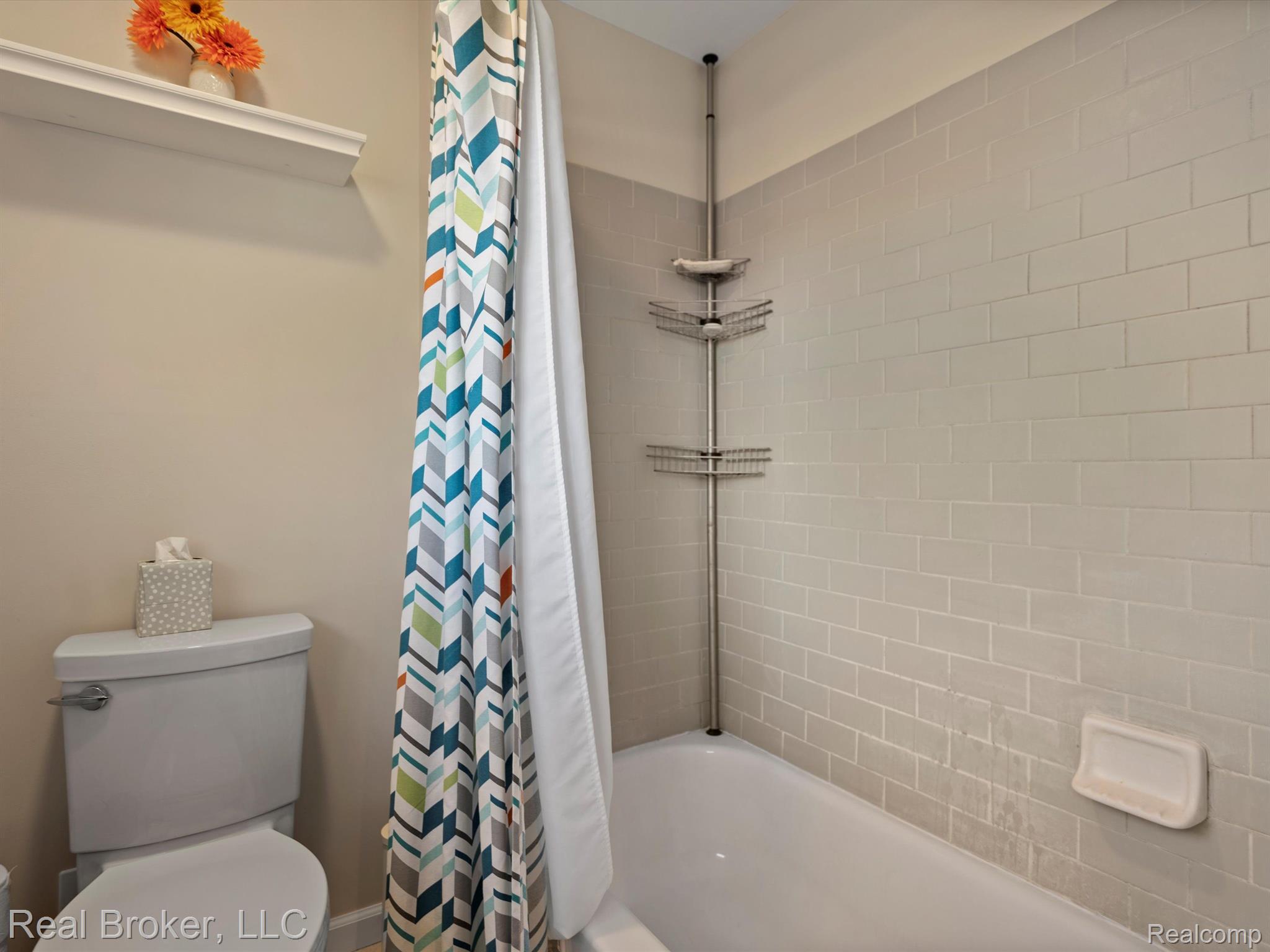 5306 Pheasant Run Road Clarkston, MI 48346 - Photo 19 of 25 Gallery Image 19