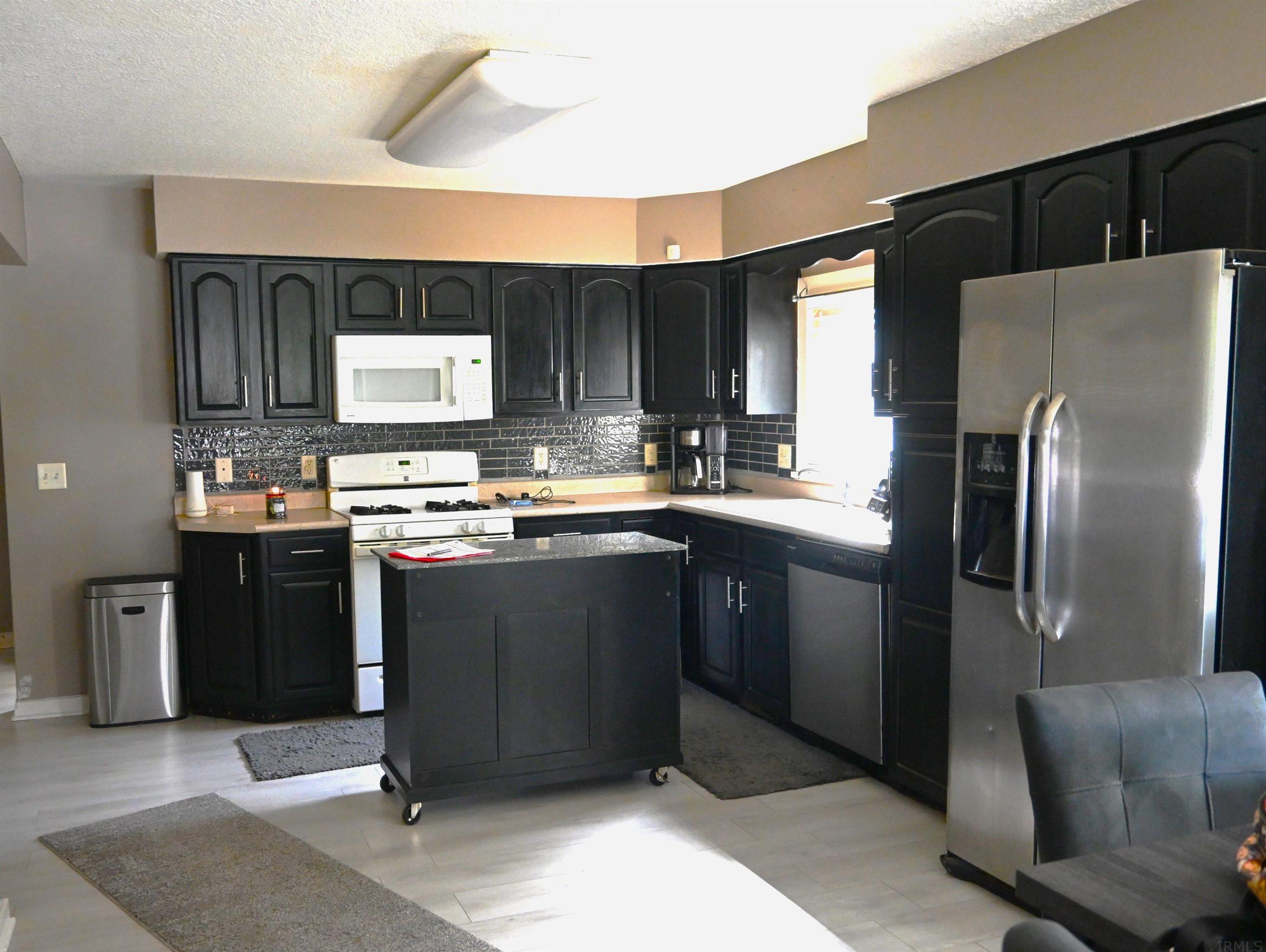 2036 Riedmiller Avenue Fort Wayne, IN 46802 - Photo 13 of 24 Gallery Image 13