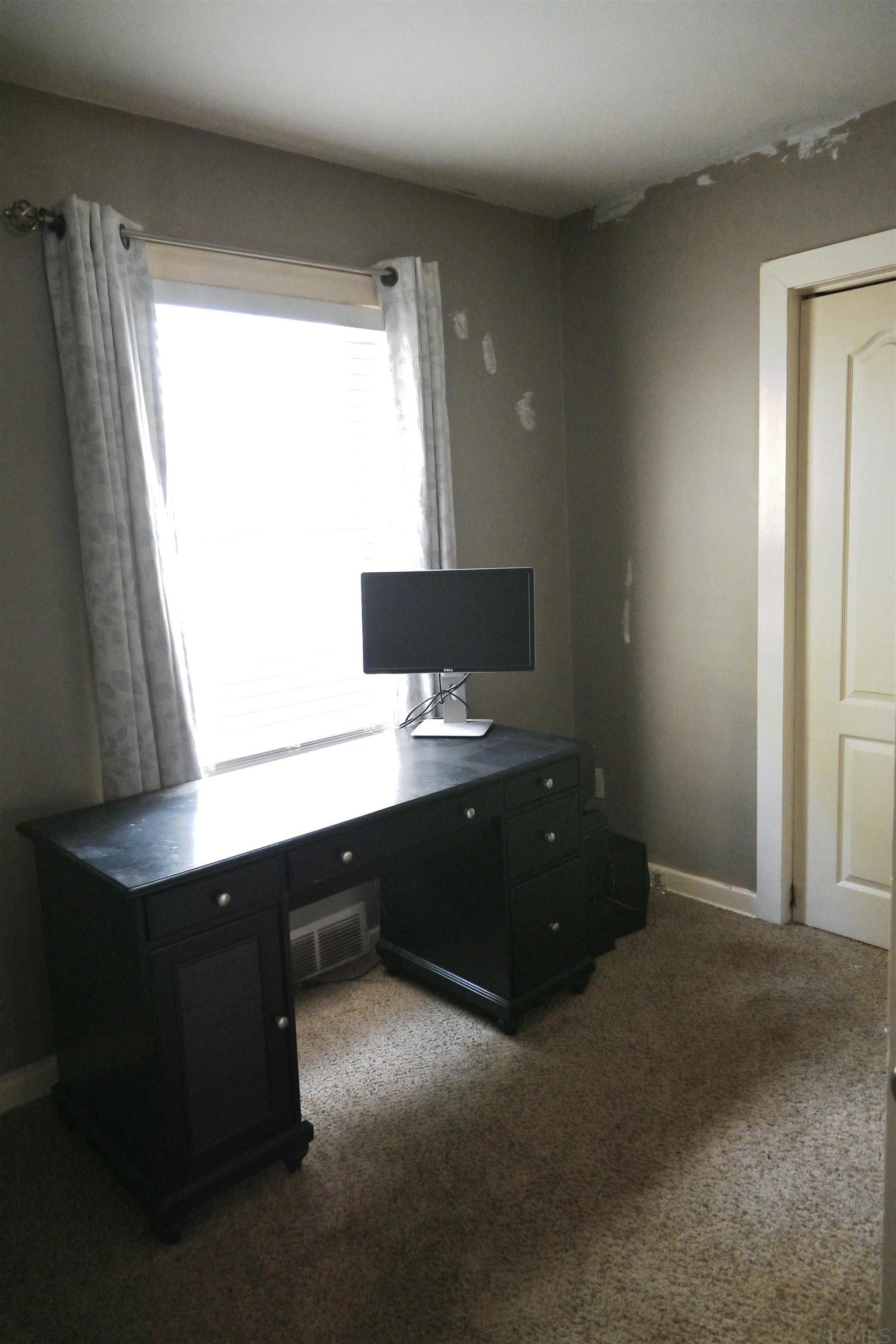 2036 Riedmiller Avenue Fort Wayne, IN 46802 - Photo 15 of 24 Gallery Image 15