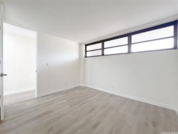 $3,300 | 4300 Waialae Avenue, Unit A1403, Honolulu, HI 96816