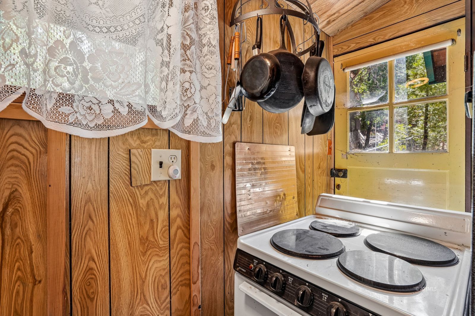 25145 Fern Valley Road Idyllwild, CA 92549 - Photo 9 of 26 Untitled