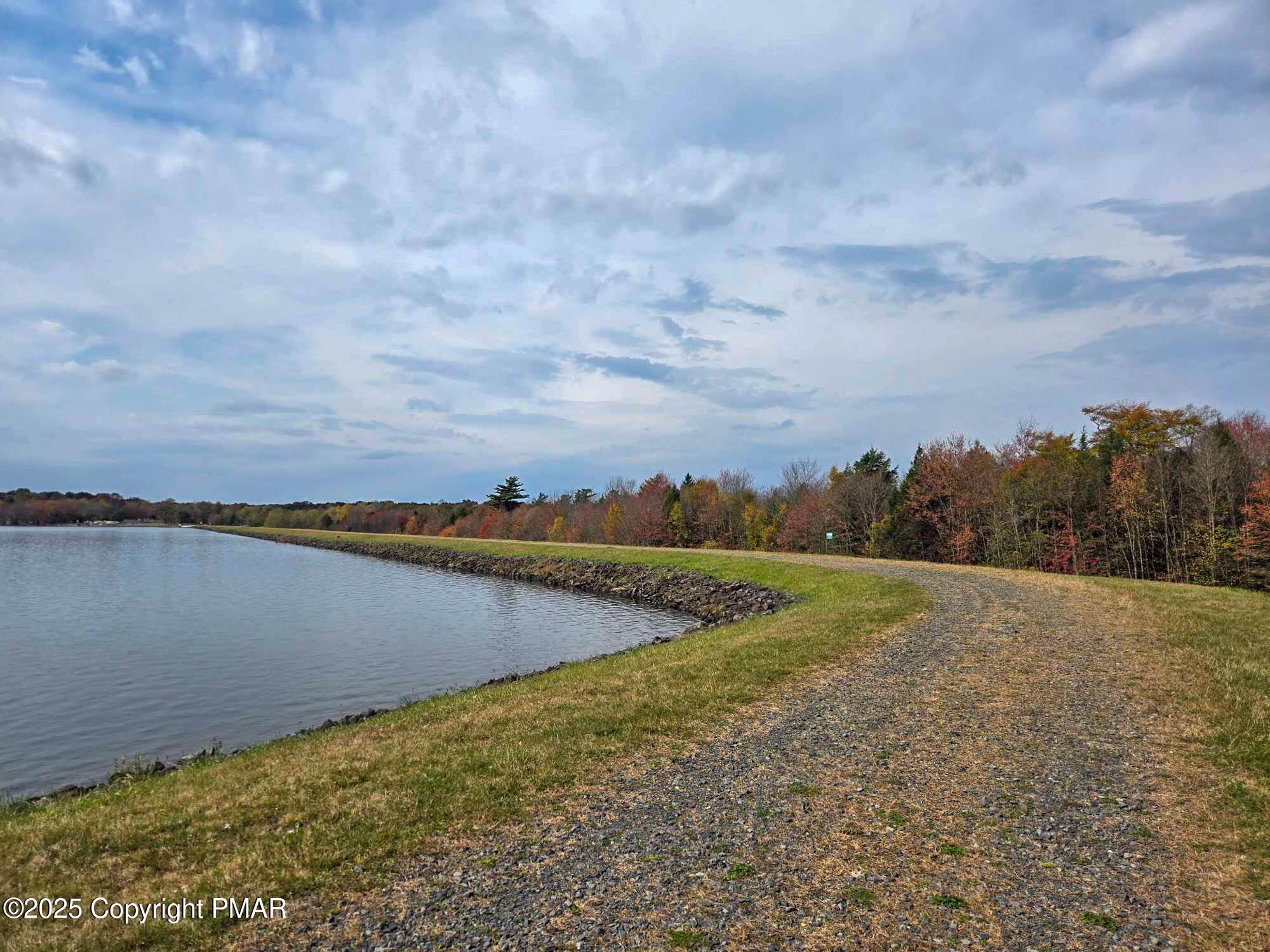 Mountain Road Albrightsville, PA 18210 - Photo 4 of 5 a view of an ocean and beach